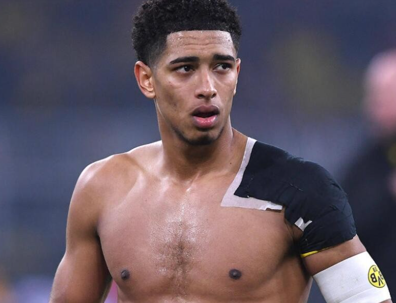 西甲第12轮皇马客场战平，记者点评锋线困境与战术疑云